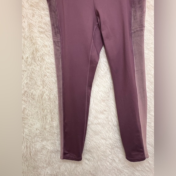 PINK Victoria’s Secret Purple Active Velvet Panel Leggings | Size Large | 💜✨ - Picture 7 of 17